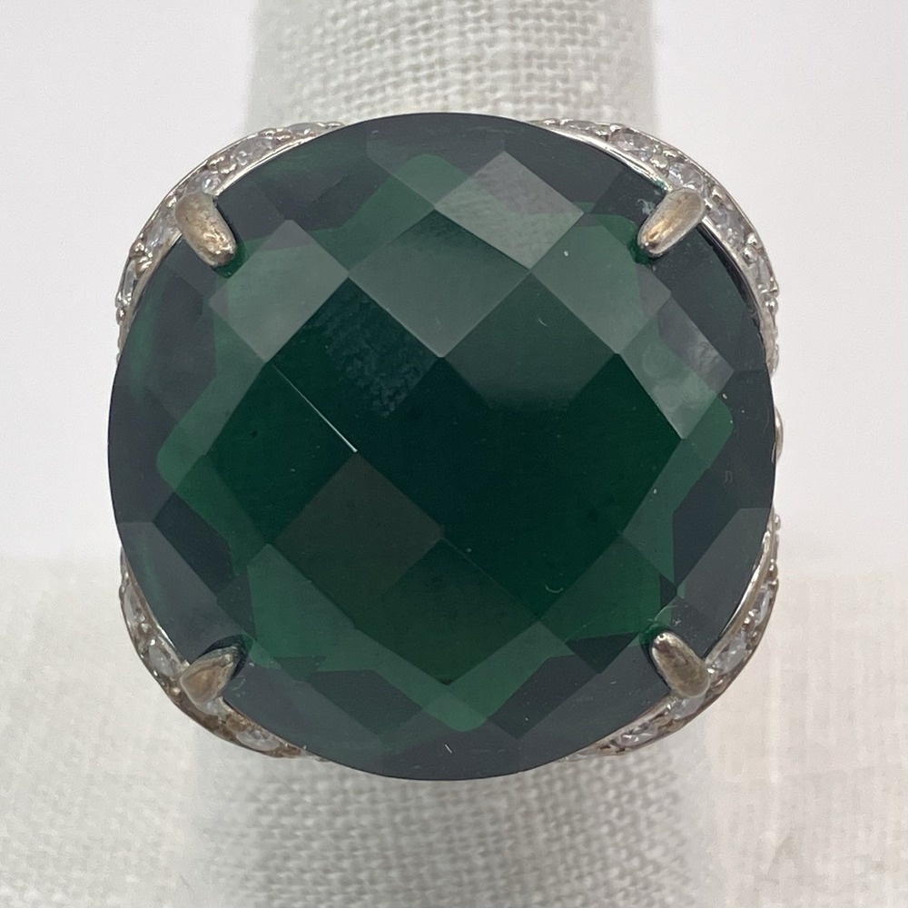Avant-garde Ring Womens Size 10.25 Green Checkerboard Cut Cocktail Party Bold